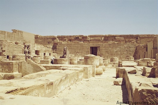 Medinat Habu